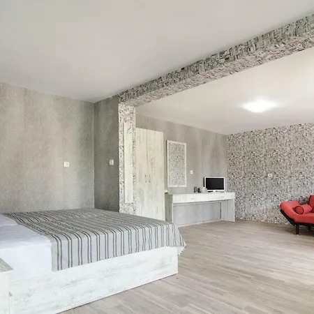Bistra Guest Πανσιόν Kranevo
