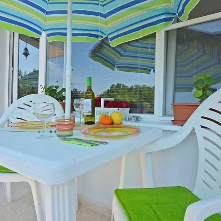 Πανσιόν Bistra Guest 3*