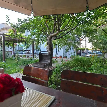 Πανσιόν Bistra Guest 3*