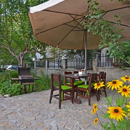 Πανσιόν Bistra Guest 3*